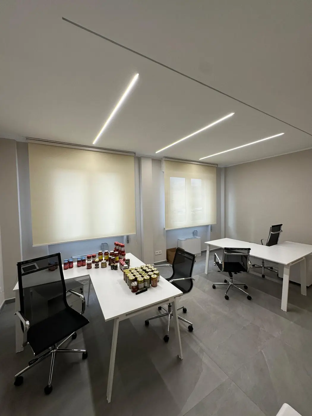 Tende tecniche installate in un ufficio
